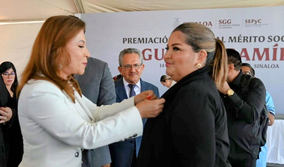 Ramona Calderón fue reconocida por la gran labor que ha realizado en la sierra sinaloense como docente