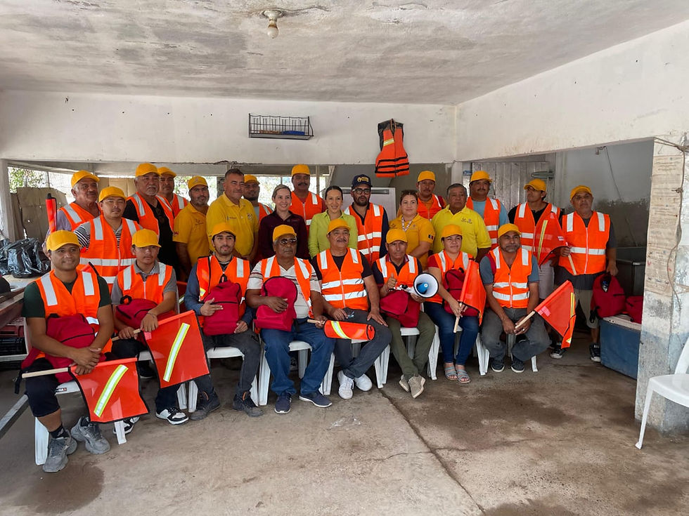 Capacitan a pescadores de El Cerro Cabezón para conformar Brigada Comunitaria de Protección Civil