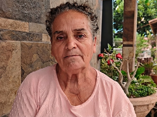 Adulta mayor de 72 años acusa a sus hijas de quitarle su casa y tierras en el Carrizo