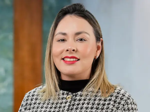 Yeraldine Bonilla reafirma compromiso tras el nacimiento de su hija