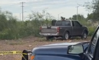 Localizan a un hombre sin vida a un costado de una camioneta en Guamúchil