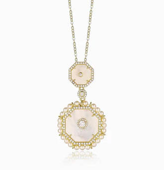Mother of Pearl Necklaces: A Timeless Keeper of Moments
