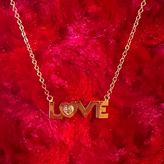 CR195312 LOve Necklace.jpg