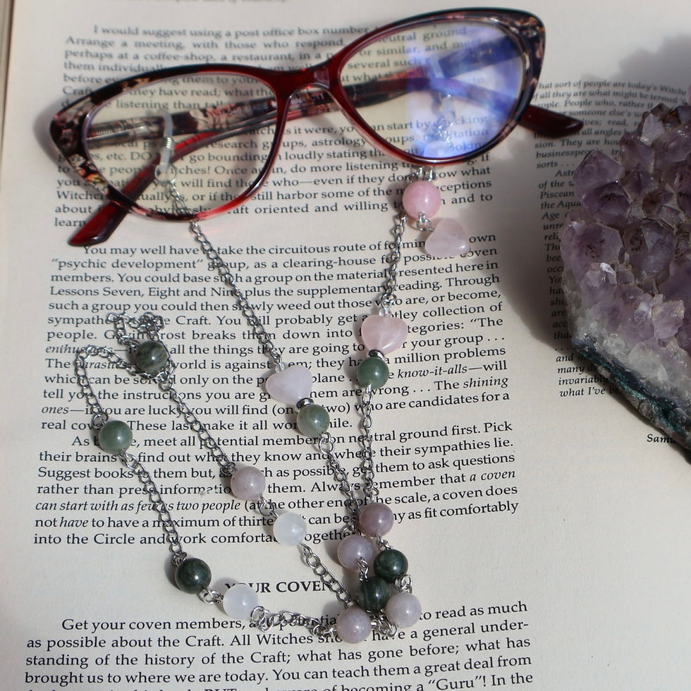Thumbnail: Crystal Eyeglass Chain