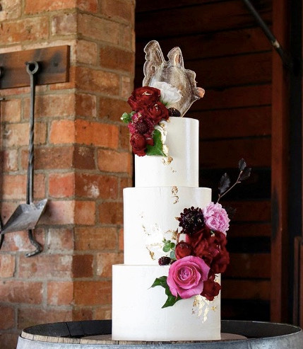 red velvet wedding cake