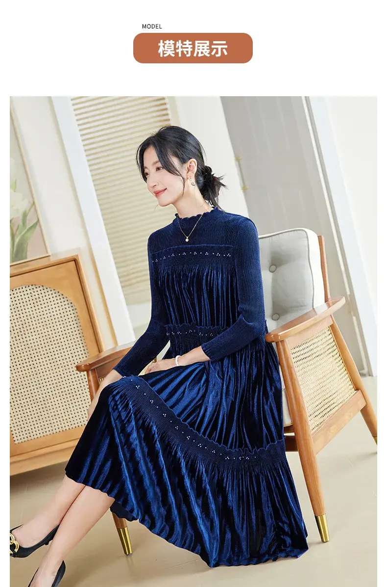 Thumbnail: Miyake Pleated French Elegant Dress Autumn and Winter Velvet New Style Noble Lux