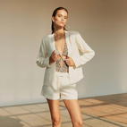 Sofie Schnoor Fashion Kollektion mit skandinavischen Looks, präsentiert von Carmen Fischer Agents in Düsseldorf.