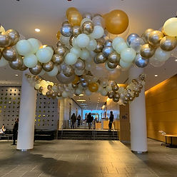 msk-organic-balloon-cieling-sculpture-new-york-city-ny.jpg