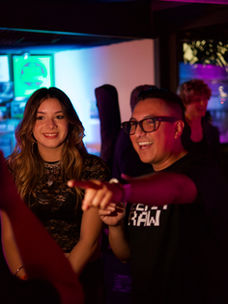 hailey hermida performs punk rock pop show live in los angeles at we found new music hosted by grant owens