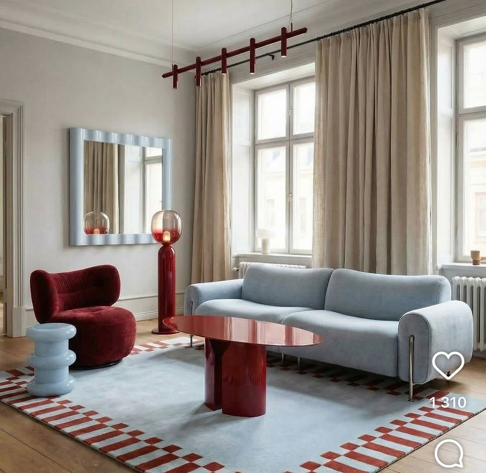 Zona giorno e pranzo moderna con sedie verdi, un tavolo su un tappeto verde, illuminazione elegante, una TV e ampie finestre. Atmosfera luminosa e ariosa.