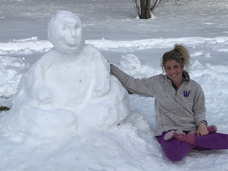Big Buddha meets Williams Buddha thanks to the help of little and big yogi helpers! Snowga!!!!!!
