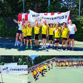 Handbaljeugd E2 wint ongeslagen het kampioenschap