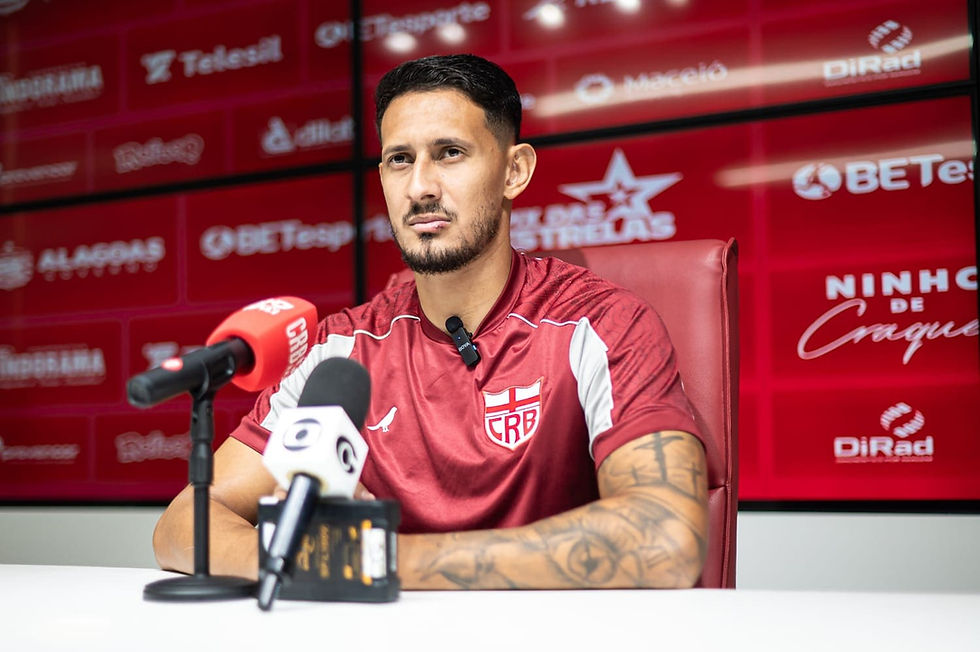 Breno Herculano em entrevista coletiva no CRB