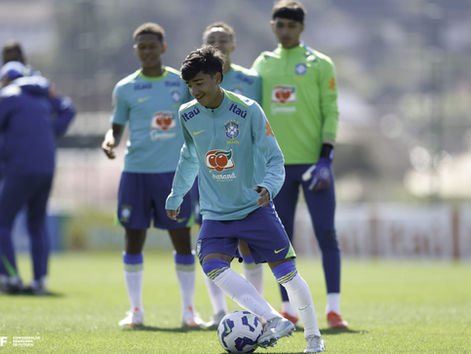 Benjamin Santos coleciona títulos na base do Grêmio e vive o auge de sua segunda convocação para a Seleção Brasileira Sub-17