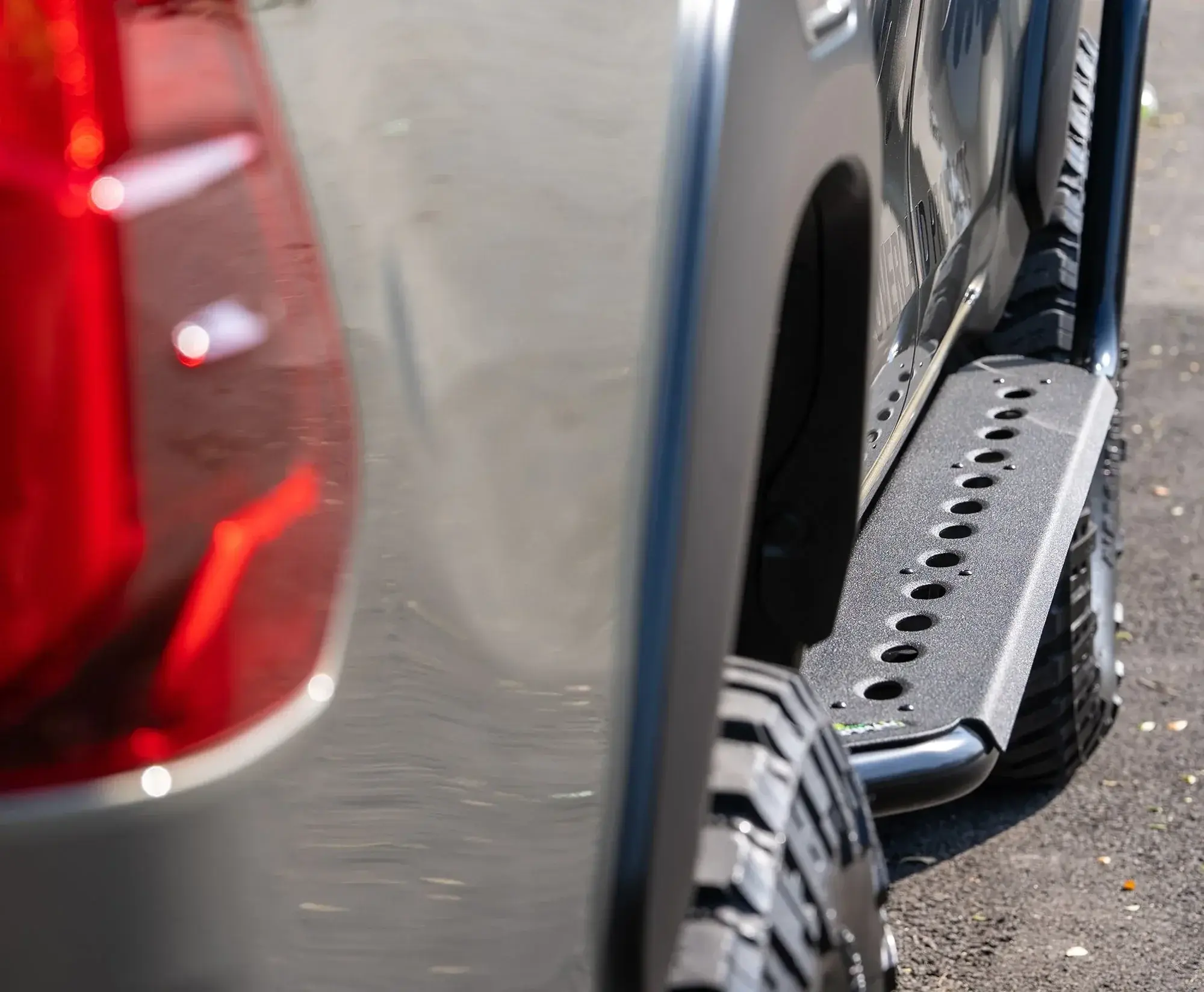 SIDE STEPS TOYOTA HILUX REVO