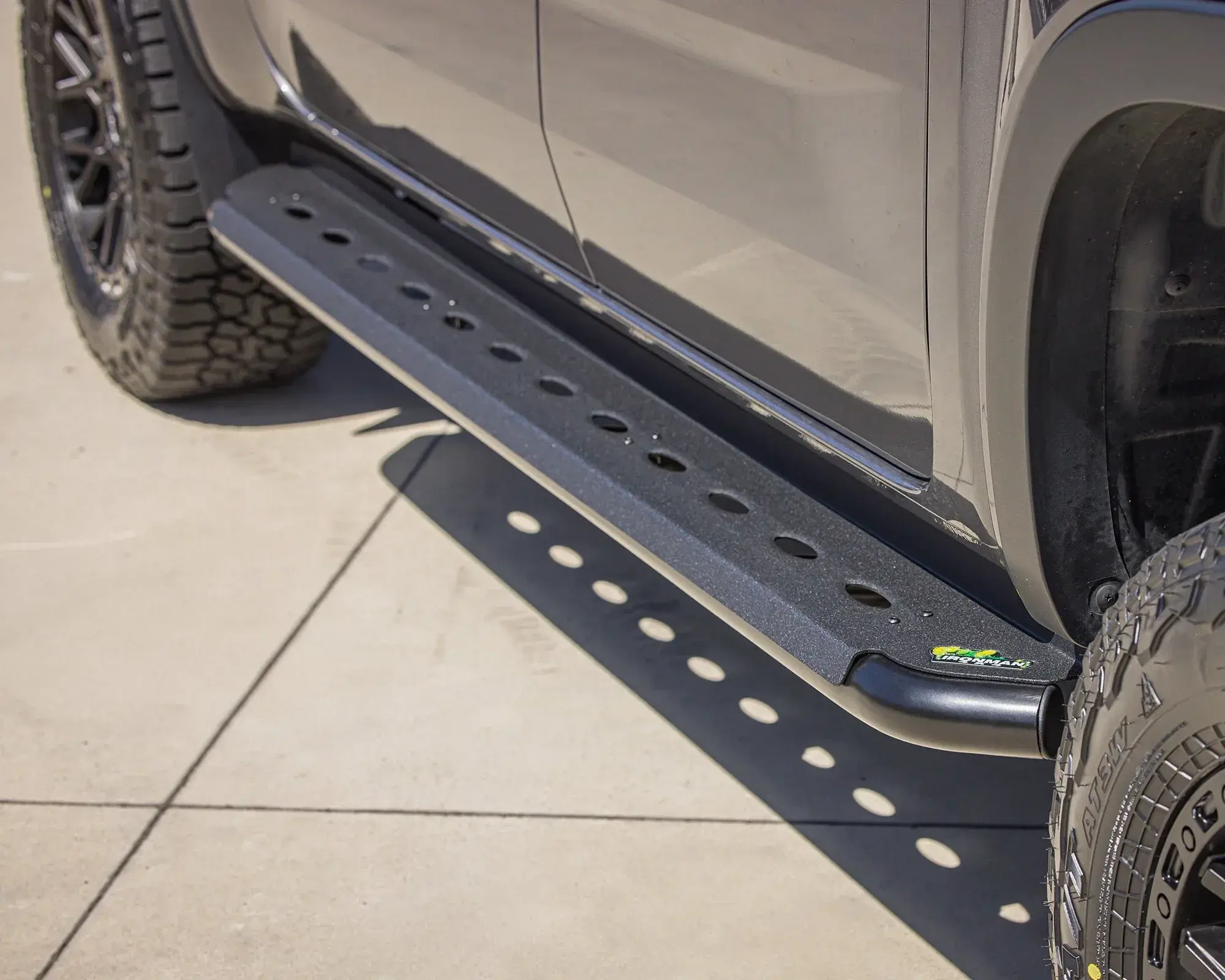 SIDE STEPS TOYOTA LAND CRUISER 79 SERIES SINGLE CAB