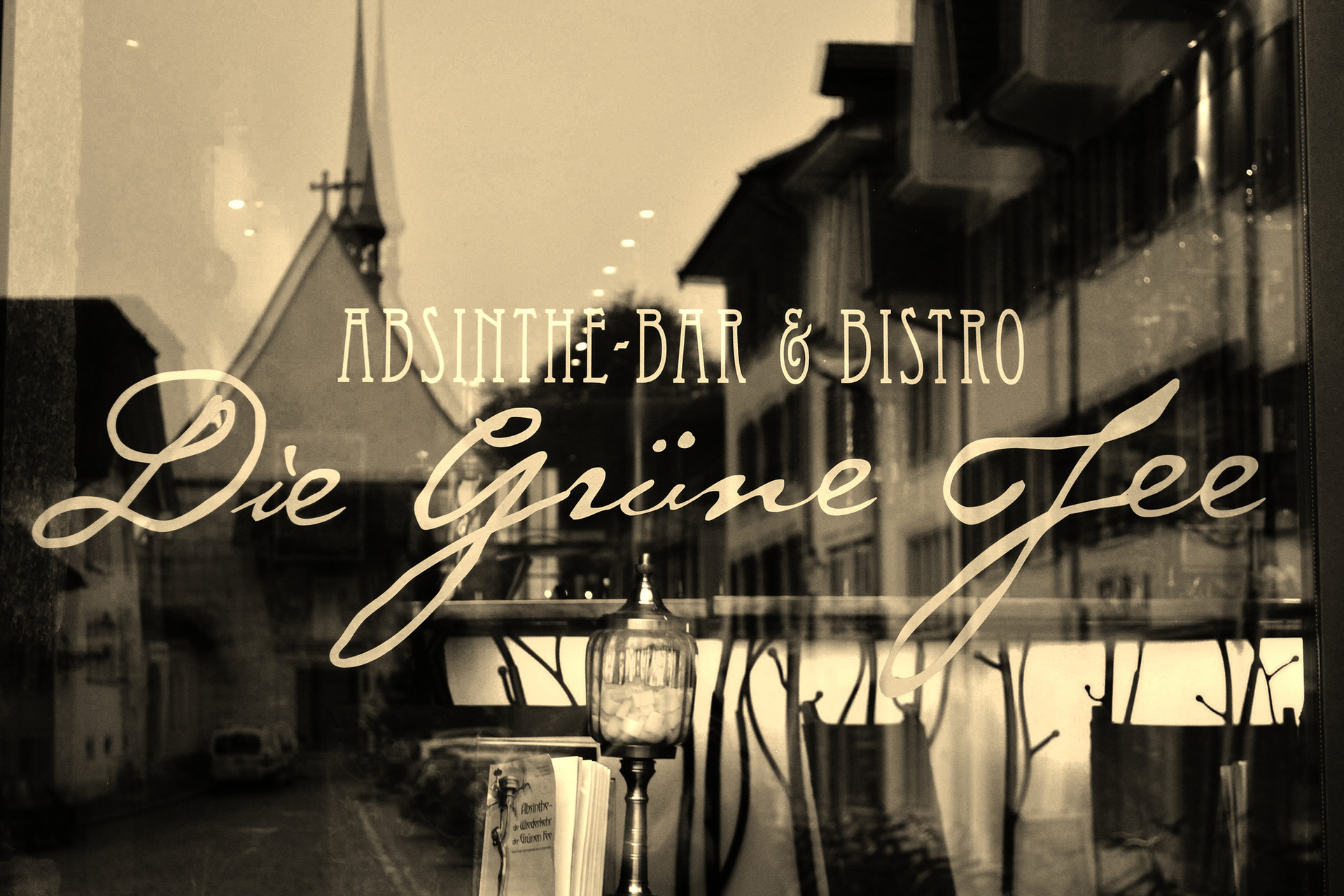 Die Gruene Fee Absinthe Bar & Bistro Solothurn