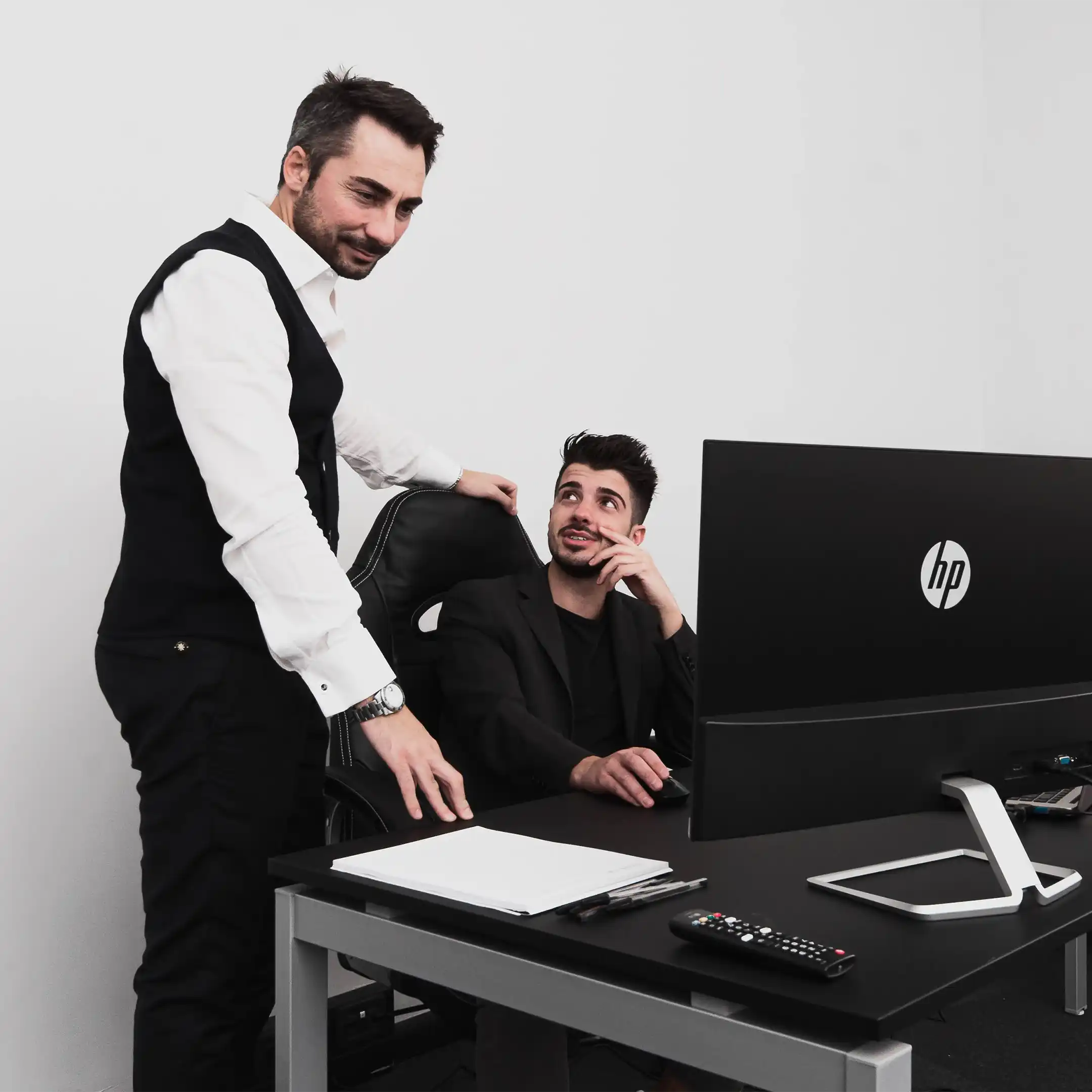 Luca Benevelli nella formazione sui corsi di trading con un corsista