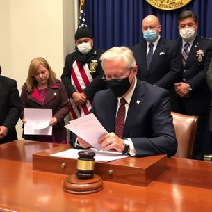 Illinois governor signs law shielding immigrants from arrest near courthouses, hospitals or colleges