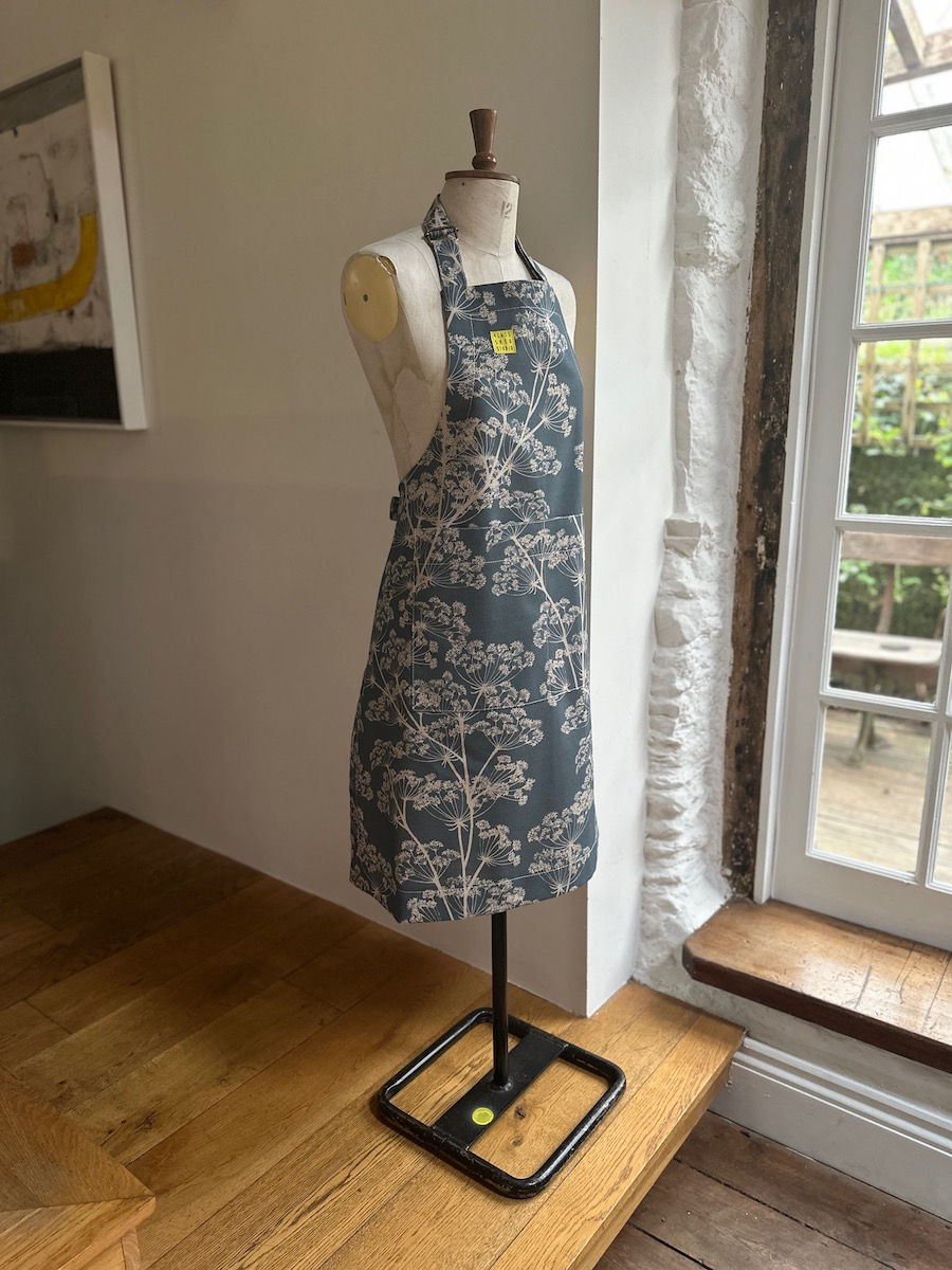 Thumbnail: APRON | blue with cow parsley flower print