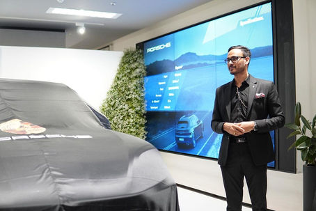 19EB4C02-5A82-4FCC-8D26-6952ADCCF22B