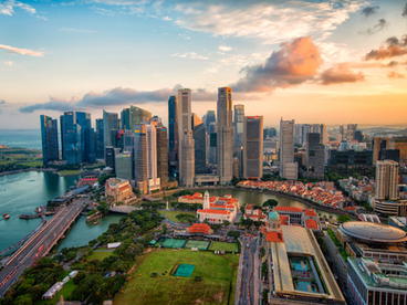 ต้นทุนพนักงาน vs ระบบเช็กอินอัตโนมัติ: เปรียบเทียบต้นทุนจริงสำหรับโรงแรมขนาดเล็ก