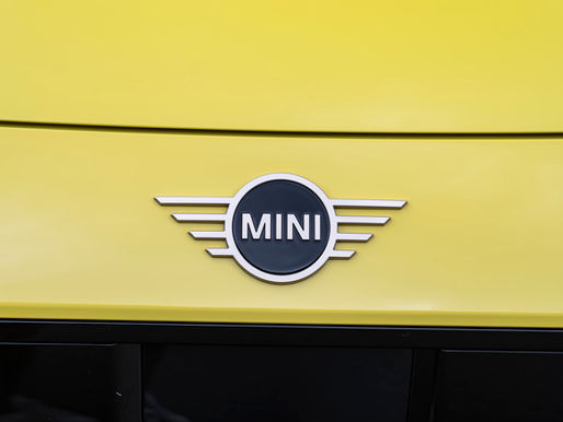 UK Carmakers Surge as EV Sales Soar to More Than Double in Early 2025