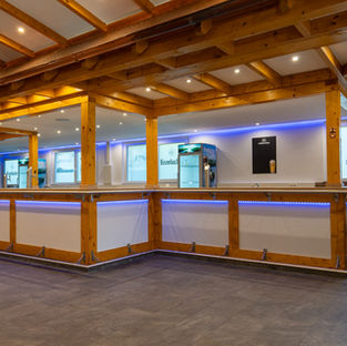 Theke innerhalb der Schützenhalle