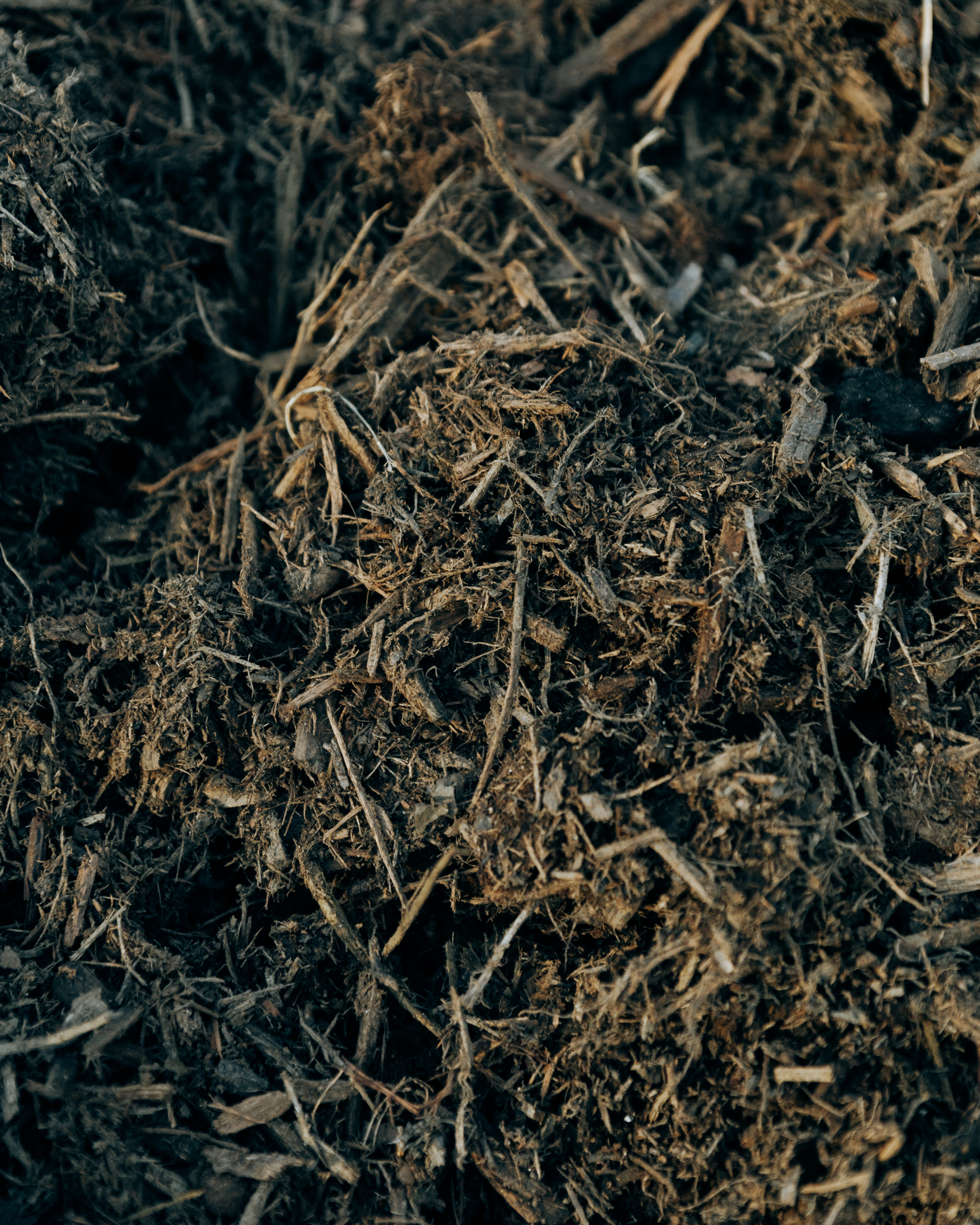 Bulk Texas Native Double Shredded Hardwood Mulch 1 C.Y.