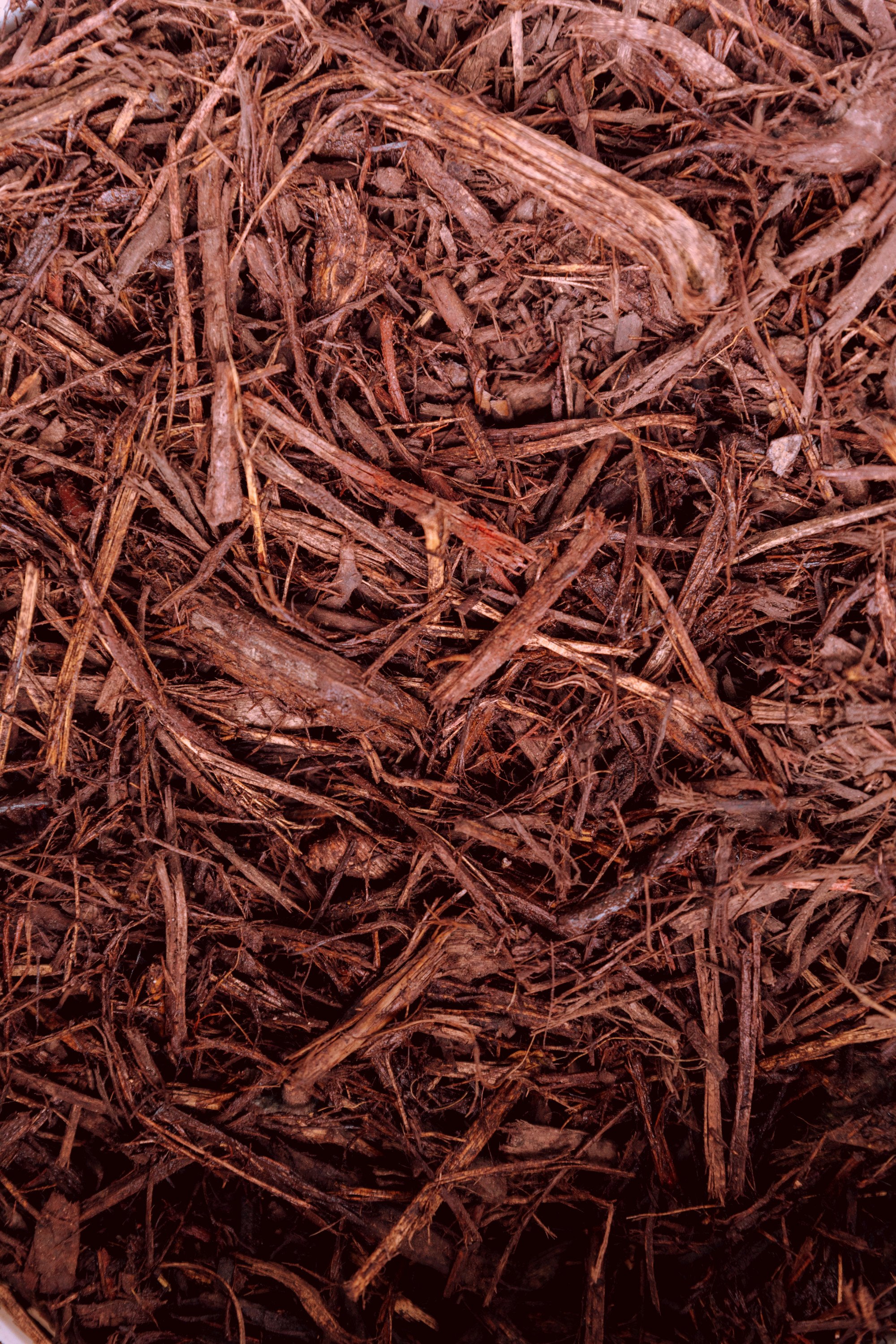 Bulk Texas Native Rojo Red Hardwood Mulch 1 C.Y.