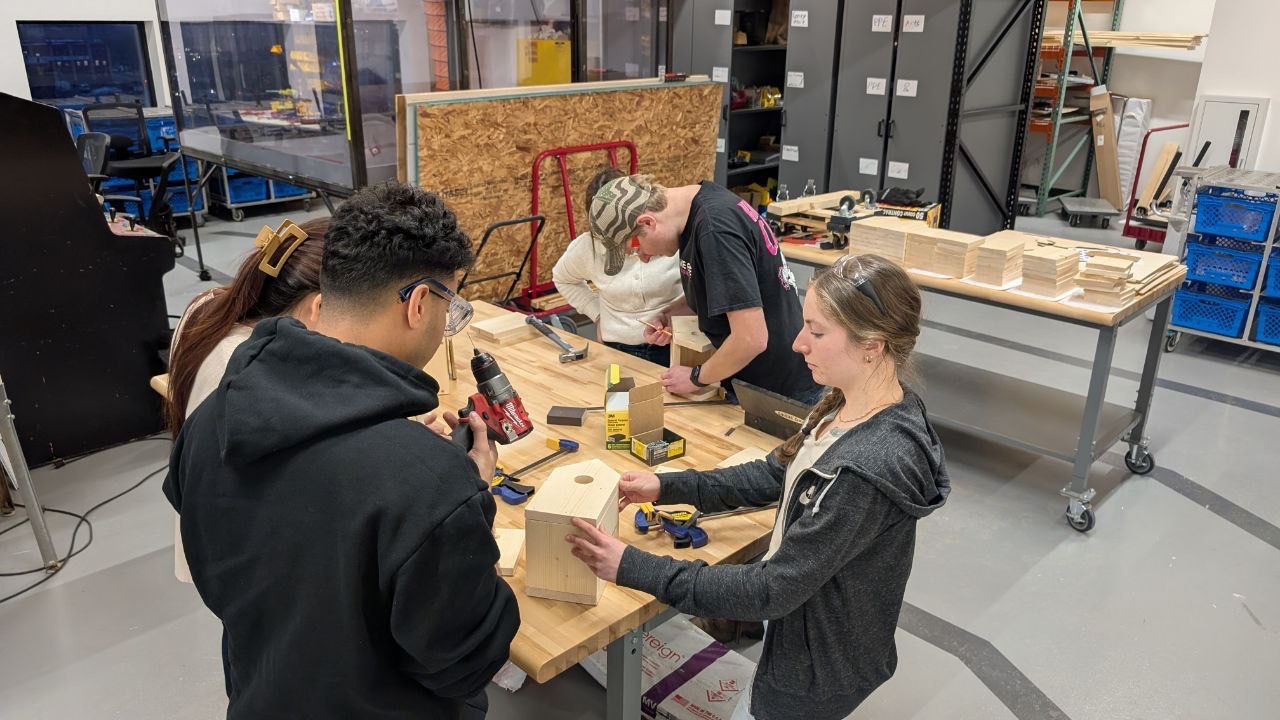 Students craft birdhouses 