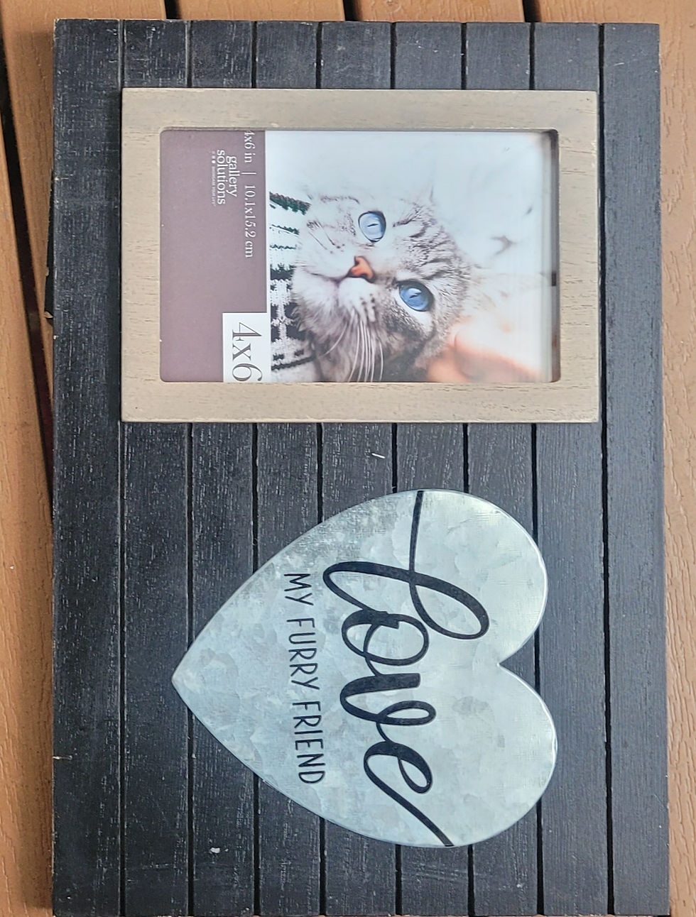 Thumbnail: Picture frame.