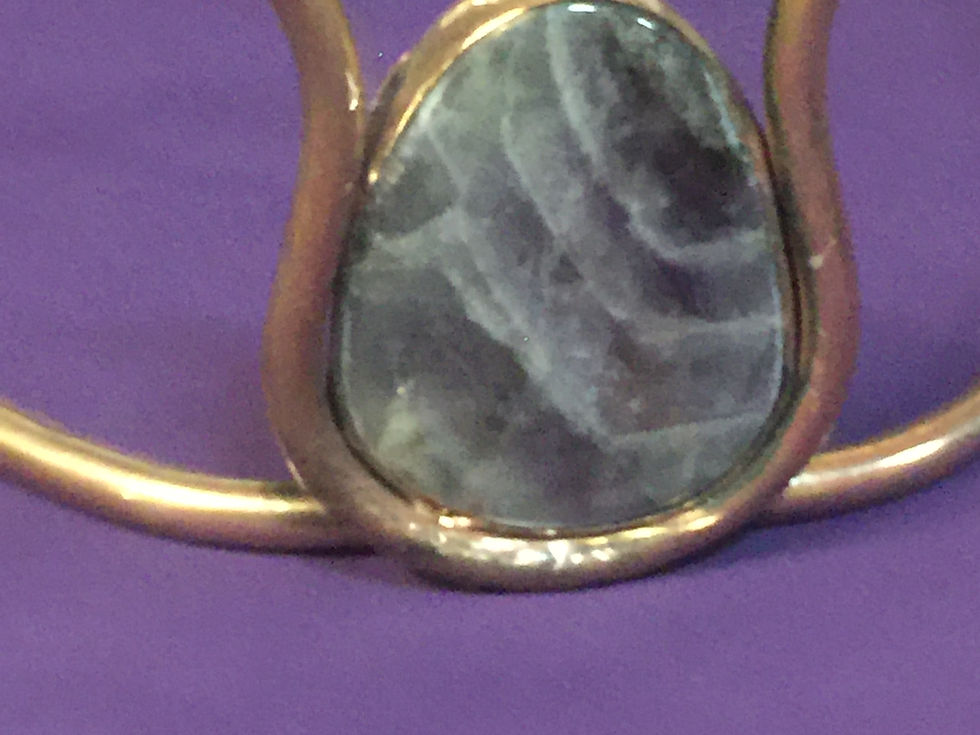 Thumbnail: Amethyst het heru crown. 