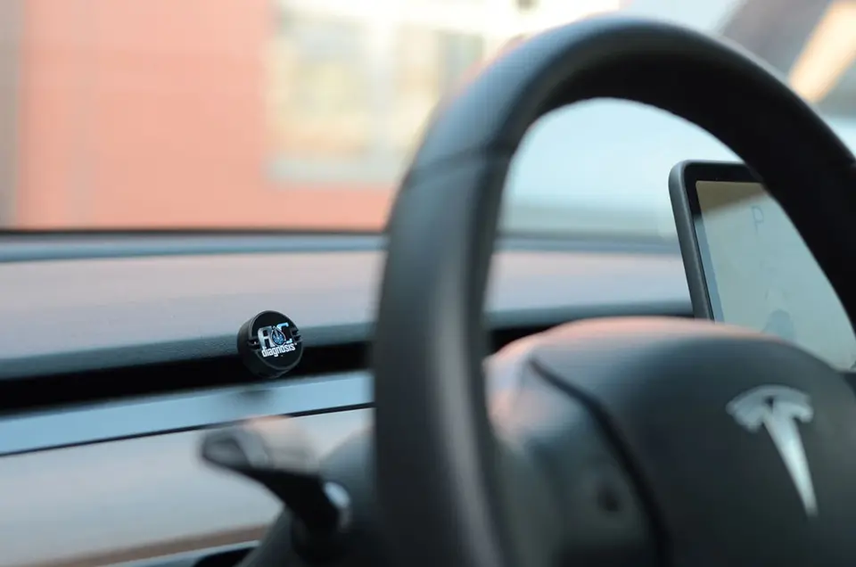 Diagnose-car-AC-problems-with-AC-diagnosis-Smart-Sensor