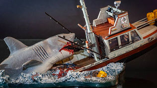 Showcase: The 2001 McFarlane Toys Movie Maniacs Jaws Deluxe Box Set