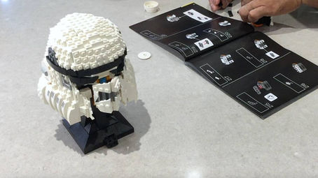 LEGO Star Wars Darth Vader, Stormtrooper and DC Batman Helmet Speed Builds