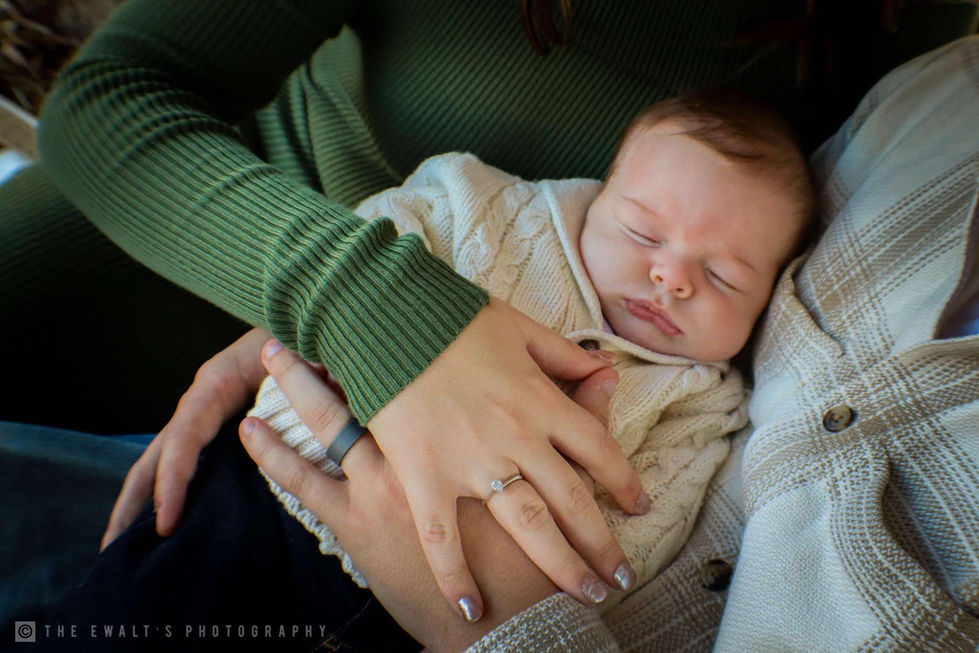 tyler kinley fam (8)