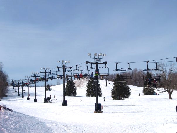 Munson Township_Alpine Valley Ski Resort in Winter_Chairlift