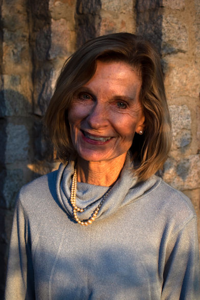 Hardgrove_Avery_Identity 7.jpg