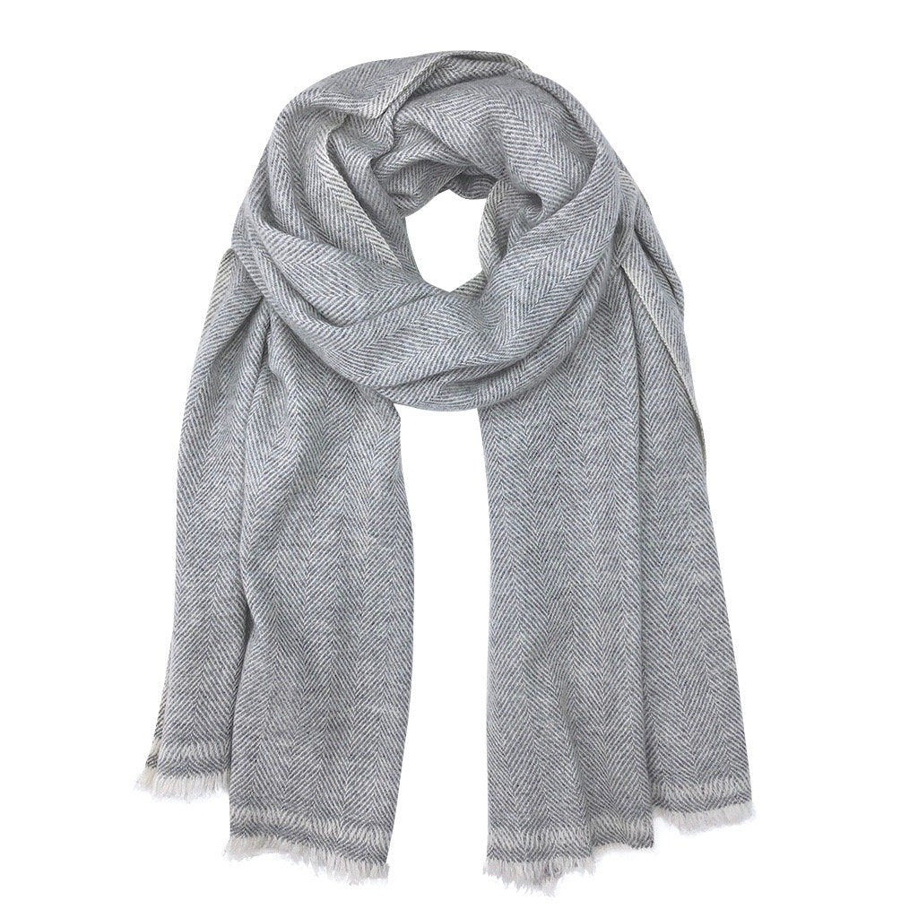 Elegant gray scarf; soft and stylish; perfect for cooler weather; Khaam Fefalene.