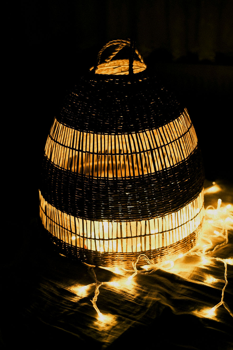 lamp under basket