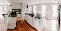 kitchen small.jpg