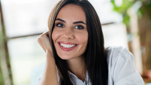 The Pros and Cons of Veneers