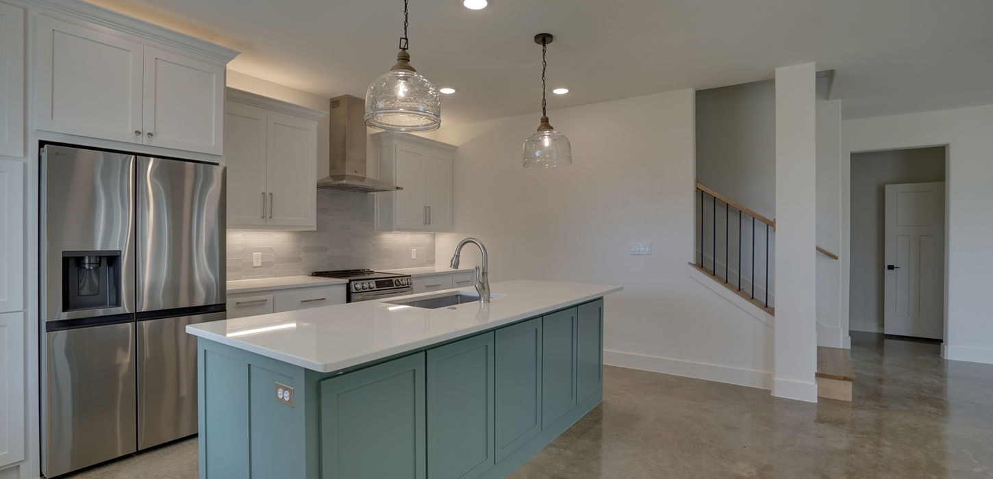 Open concept kitchen in 2-story home for lease near Lake Granbury