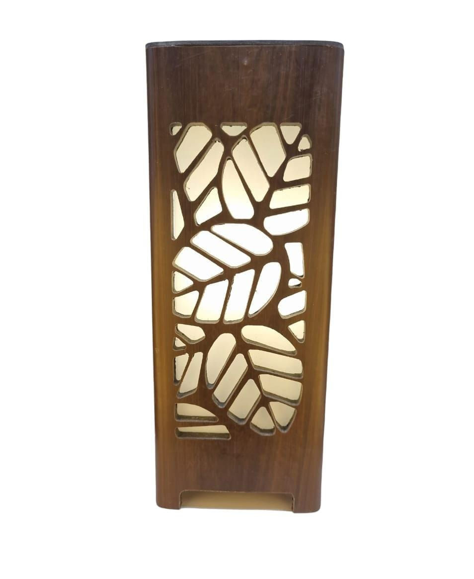 ABAJUR DE MADEIRA PLÁSTICA 120x120 MM