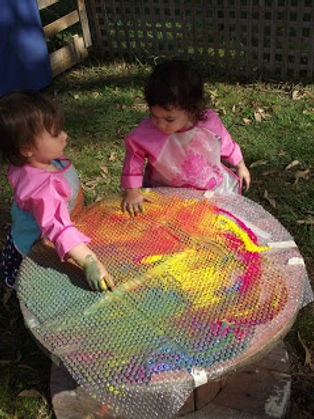 Toddler-Bubble-Wrap-Paint-Activity.jpg