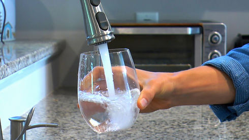 How-to-Test-Your-Water-Quality-at-Home-Without-Using-a-Kit-1_edited.jpg