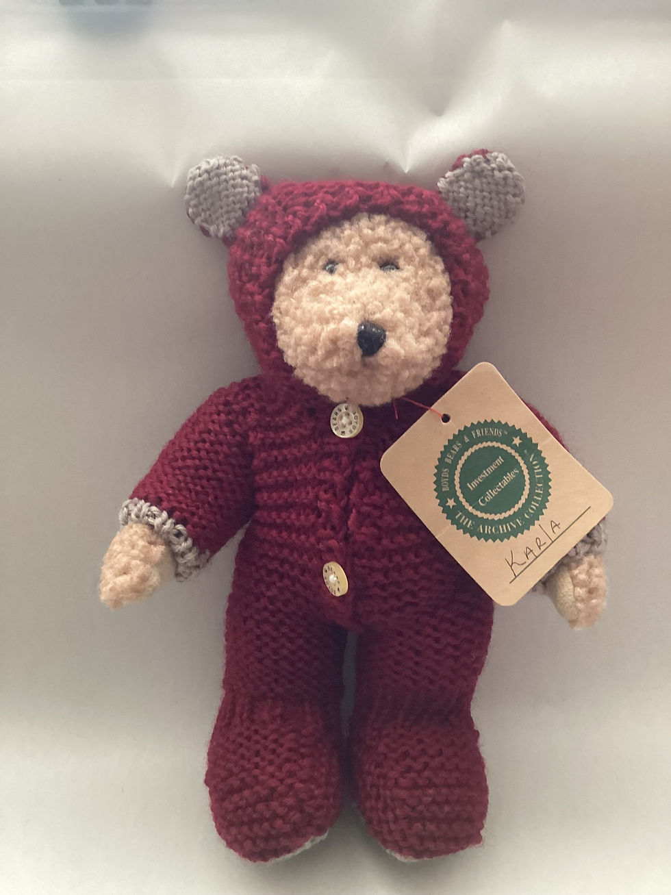 Thumbnail: Retired ..... No Longer in Production Produced by Boyd Bears Style #915500