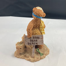 Boyds beach bear figurine rear view