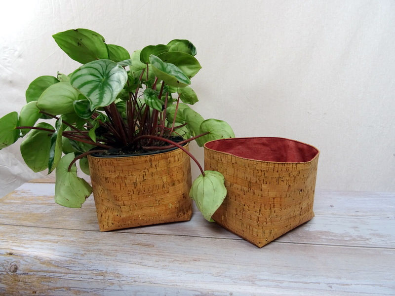 Thumbnail: Large cork planter